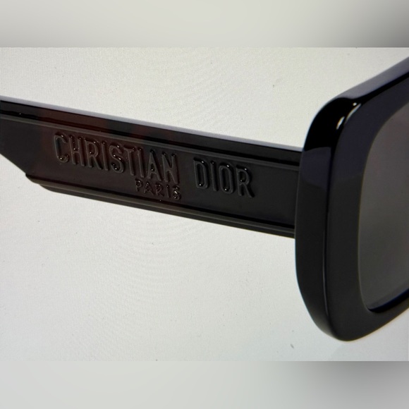 New Women’s CHRISTIAN DIOR Sunglasses - Picture 4 of 13